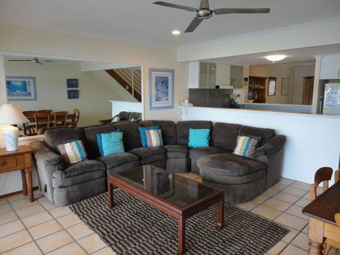 Noosa Entrance Waterfront Resort - Tourism Brisbane 13