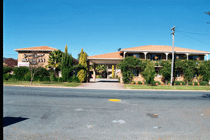 Grand Manor Motor Inn - Brisbane Tourism 0