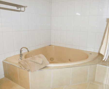 Werribee Motel & Apartments - Brisbane 4u 1