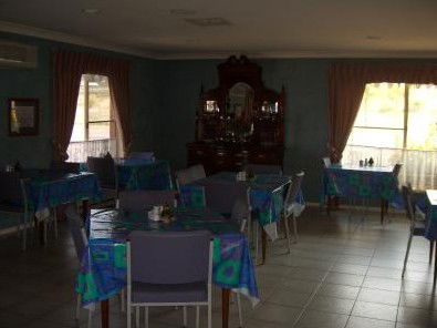 Almond Inn Motel - Brisbane 4u 1