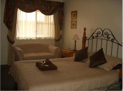 Almond Inn Motel - Brisbane 4u 3