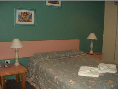 Almond Inn Motel - Brisbane 4u 4