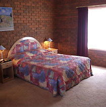 The Charles Sturt Motor Inn - Brisbane Tourism 0