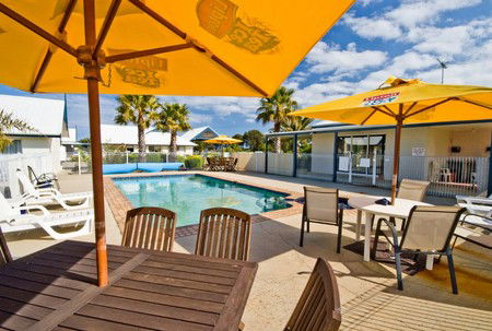 Torquay Tropicana Motel - Brisbane Tourism 0