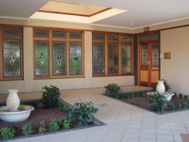 Best Western Plus All Settlers Motor Inn - Tourism Brisbane 1