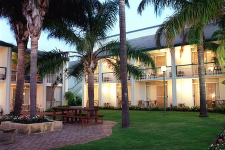 Mandurah Gates Resort - Brisbane Tourism 0