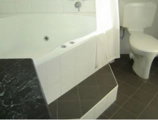 Bailey's Motel - Tourism Brisbane 3