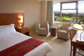 Bayview Boulevard Sydney - Tourism Brisbane 0