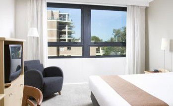 Pacific International Suites Parramatta - Brisbane 4u 3