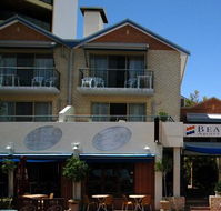 Beachside Apartment Hotel - Tourism Brisbane