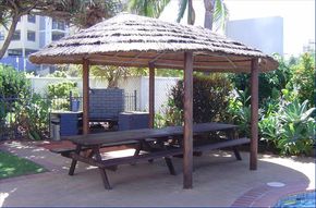 Casablanca Beachfront Apartments - Brisbane Tourism 3