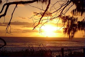 Casablanca Beachfront Apartments - Brisbane Tourism 5