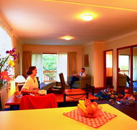 Oxley Court Serviced Apartments - Tourism Brisbane