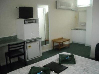 The Tree Motel - Tourism Brisbane 4