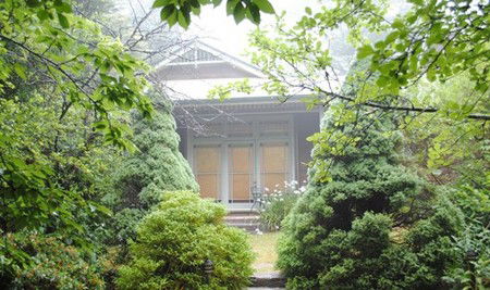 Bygone Beautys Cottages - Brisbane Tourism 5