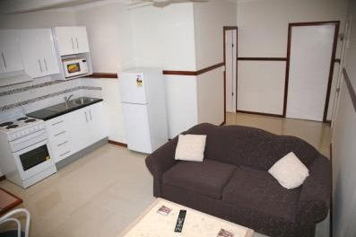 Across Country Motor Inn - Brisbane 4u 3