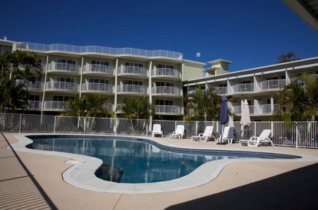 Cabarita Lake Apartments - Tourism Brisbane 0