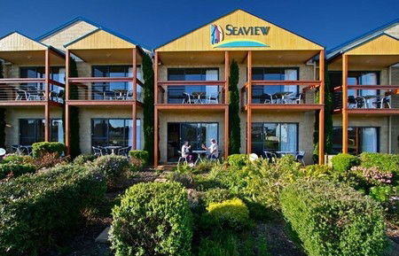 Seaview Motel & Apartments - Tourism Brisbane 0