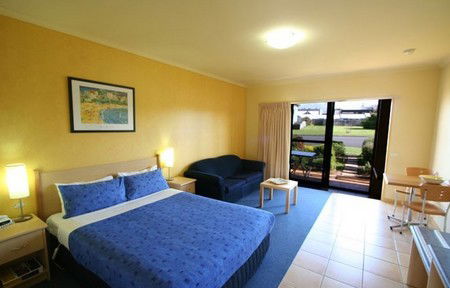 Seaview Motel & Apartments - Tourism Brisbane 2