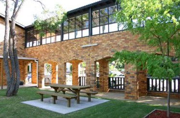 Maclin Lodge Motel - Brisbane Tourism 1