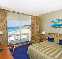 Quality Hotel Noahs on the Beach - Tourism Brisbane