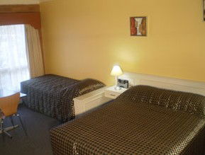 Comfort Inn & Suites Essendon - Brisbane 4u 3