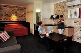 Highlander Motor Inn And Apartments - Brisbane Tourism 5