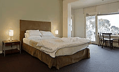Lorne Hotel - Tourism Brisbane 1
