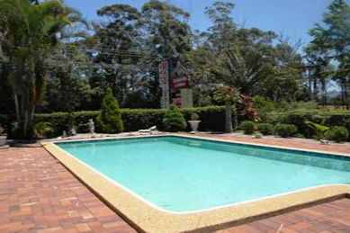 Beerwah Glasshouse Mountains Motel - Brisbane Tourism 0