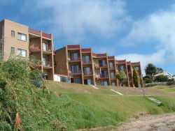 Limani Motel - Tourism Brisbane 1