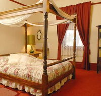Mickey Bourkes Koroit Hotel