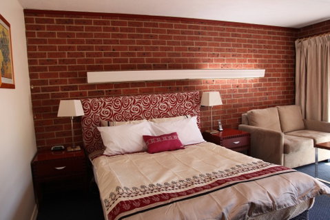 Carnegie Motor Inn And Serviced Apartments - Tourism Brisbane 0