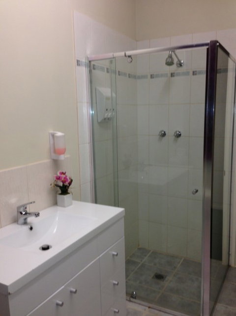 Carnegie Motor Inn And Serviced Apartments - Tourism Brisbane 2