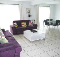 The Shores Holiday Apartments