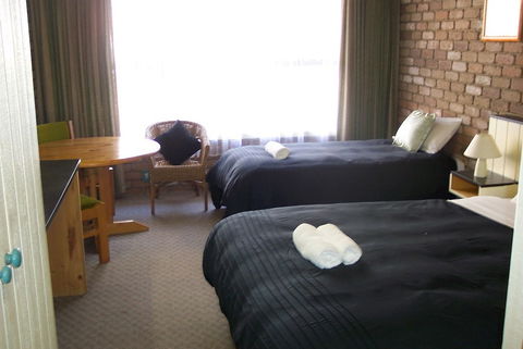 Farnham Court Motel - Tourism Brisbane 5