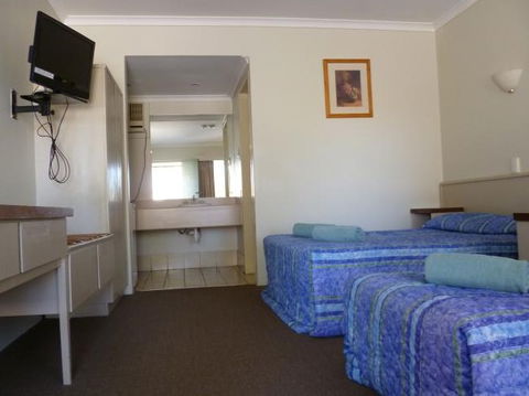 Alice Motor Inn - Brisbane 4u 2