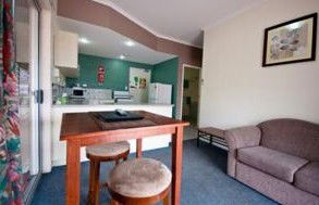 The Swagmans Rest Motel - Tourism Brisbane 0