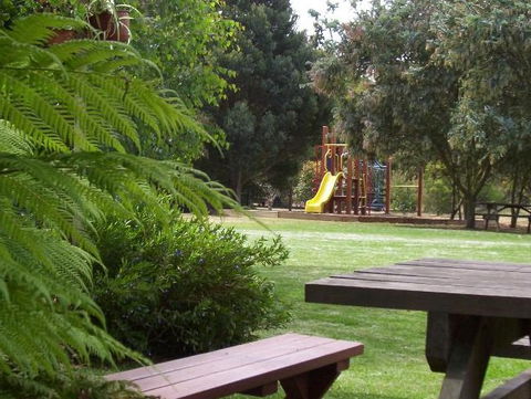 Surfcoast Retreat - Brisbane Tourism 2