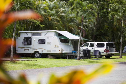 Lake Placid Tourist Park - Brisbane 4u 5