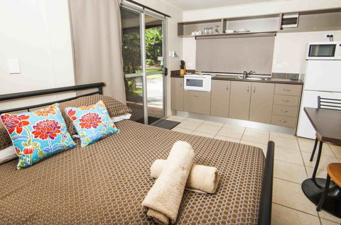 Lake Placid Tourist Park - Brisbane 4u 6