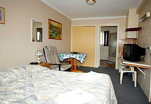 Turnin Motel - Tourism Brisbane 1