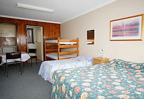 Turnin Motel - Tourism Brisbane 2