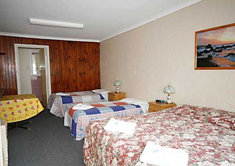 Turnin Motel - Tourism Brisbane 3
