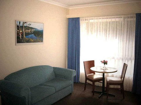 Victoria Lodge Motor Inn And Apartments - Tourism Brisbane 4