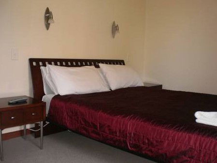 Colonial Village Motel - Brisbane Tourism 3