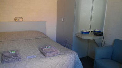 African Reef Beach Resort - Brisbane 4u 3