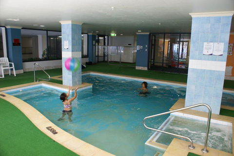 Starwest Alderney On Hay Apartments - Brisbane 4u 6