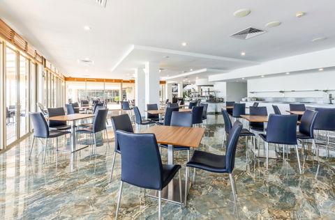 Ramada Hotel Hope Harbour - Tourism Brisbane 6
