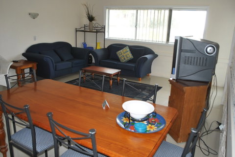 Maroochy Sands Holiday Units - Tourism Brisbane 2