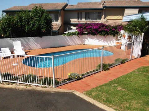 Merimbula Gardens Motel - Brisbane 4u 2